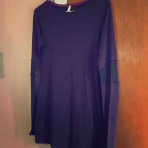 Lululemon long sleeve with elbow accents